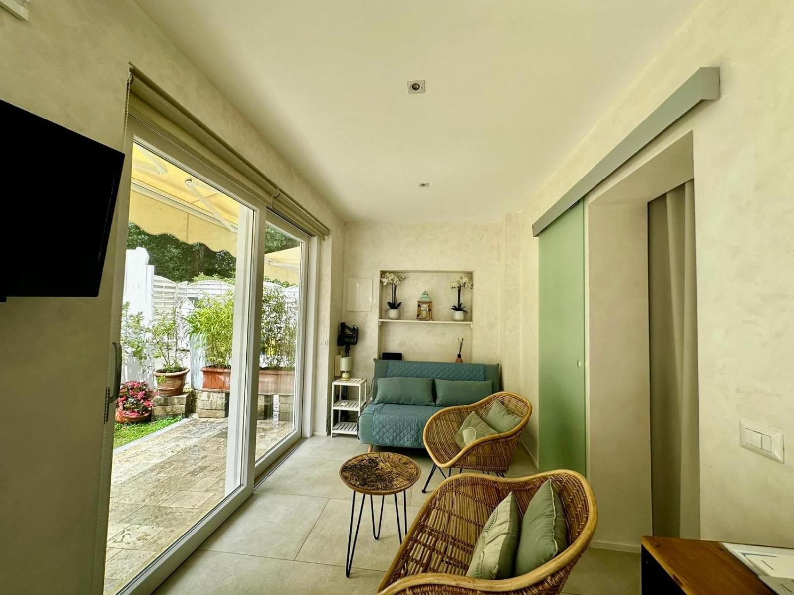 Casa Mila White